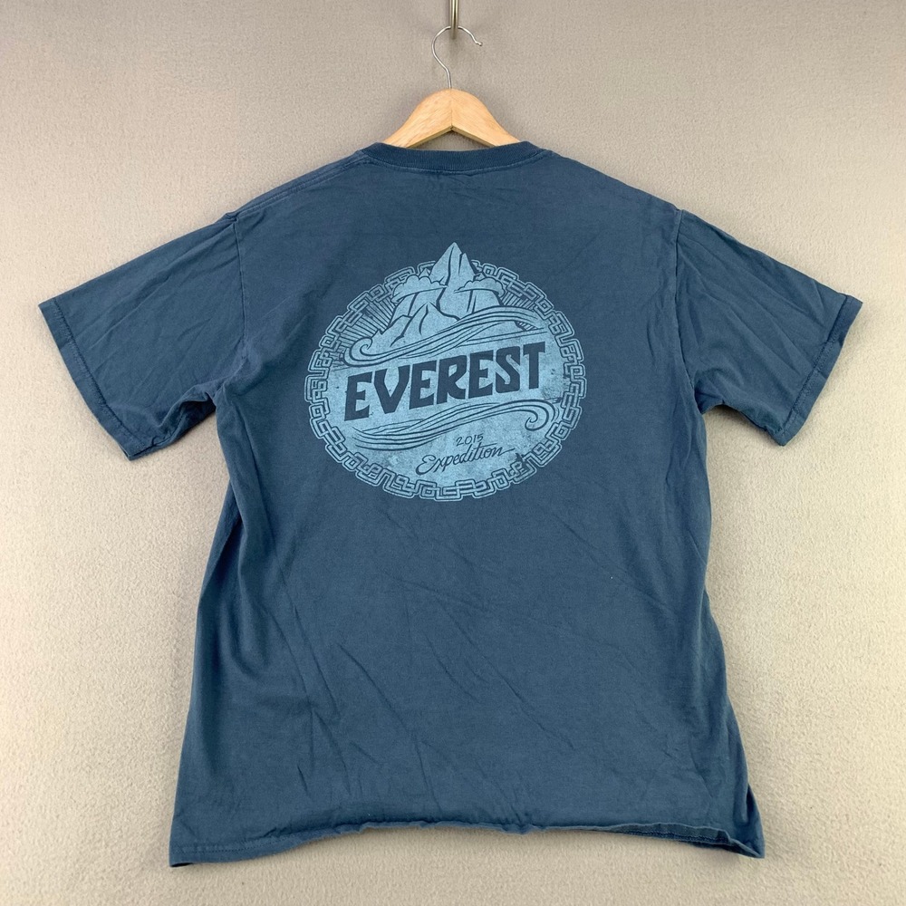 Fruit of the Loom Everest Expedition T-Shirt Mens M Blue Graphic Tee Heavy
